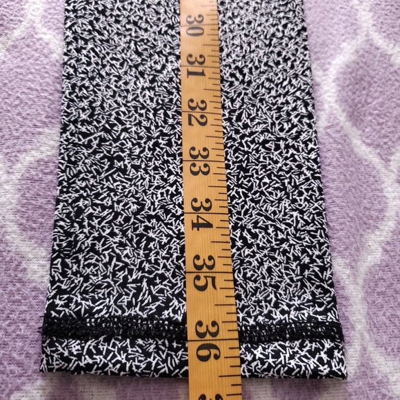 Yoga Pants - Picture 5 of 7